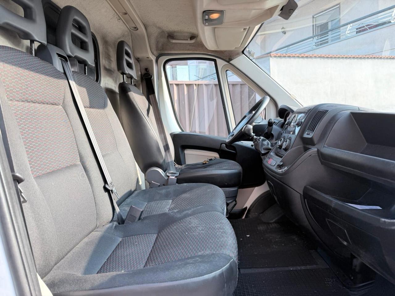 Peugeot Boxer 2.0HDI 130CV COIBENTAZIONE INTERNA 3POSTI