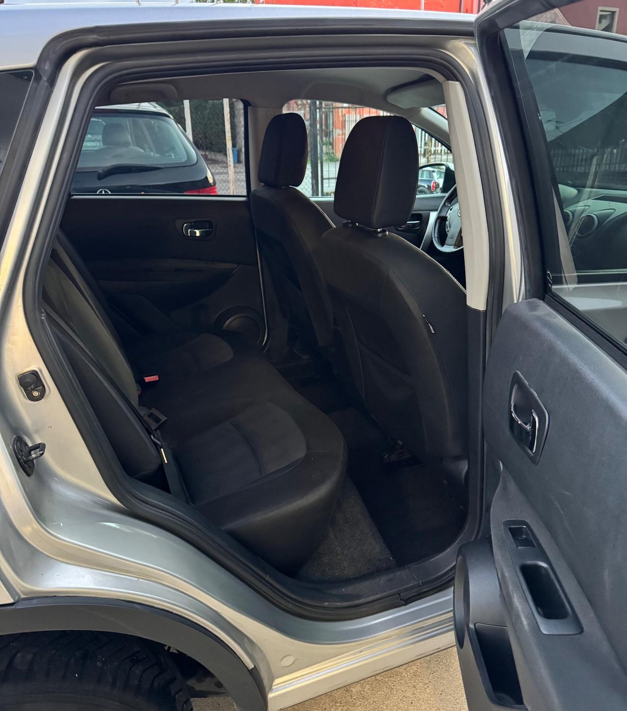 Nissan Qashqai 1.6 - Adatta ai Neopatentati- Garanzia