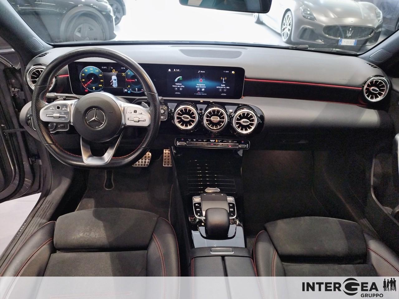 Mercedes-Benz A 180 d Premium auto