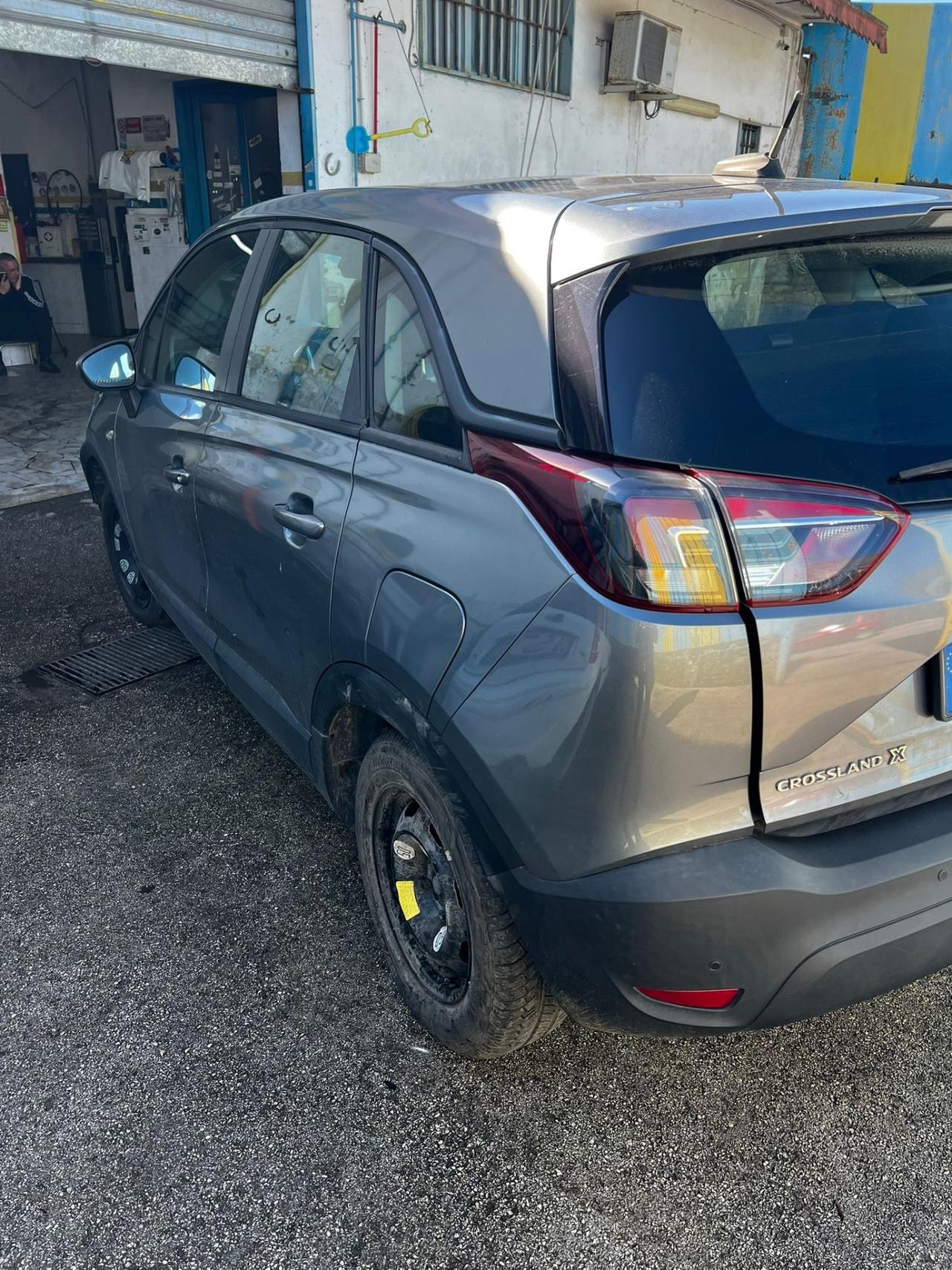 Opel Crossland X 1.2 12V Advance