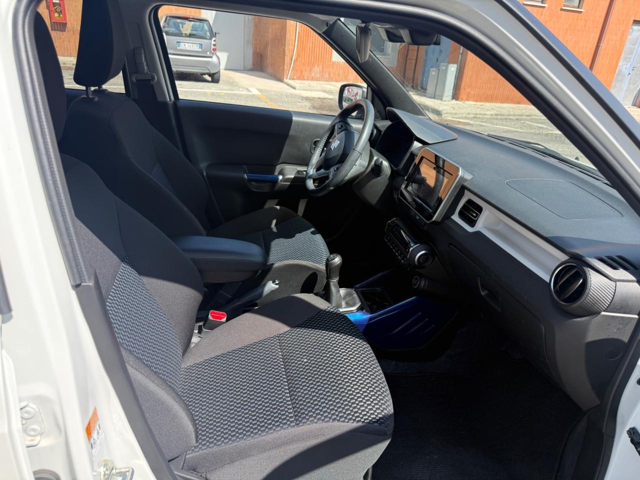 Suzuki Ignis 1.2 Hybrid Top