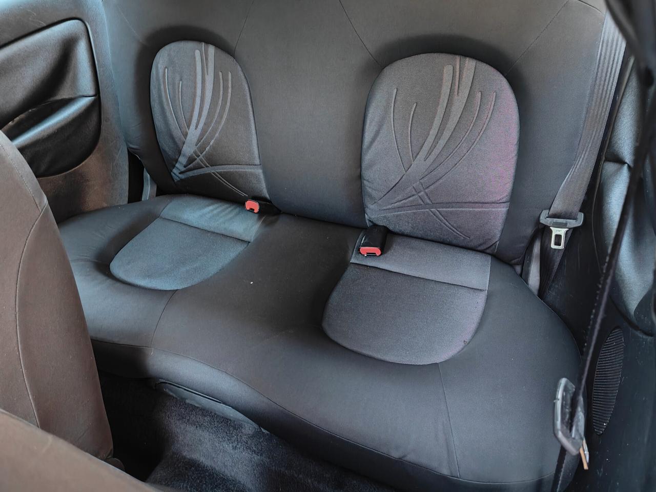 Lancia Ypsilon 1.2 69 CV Unyca