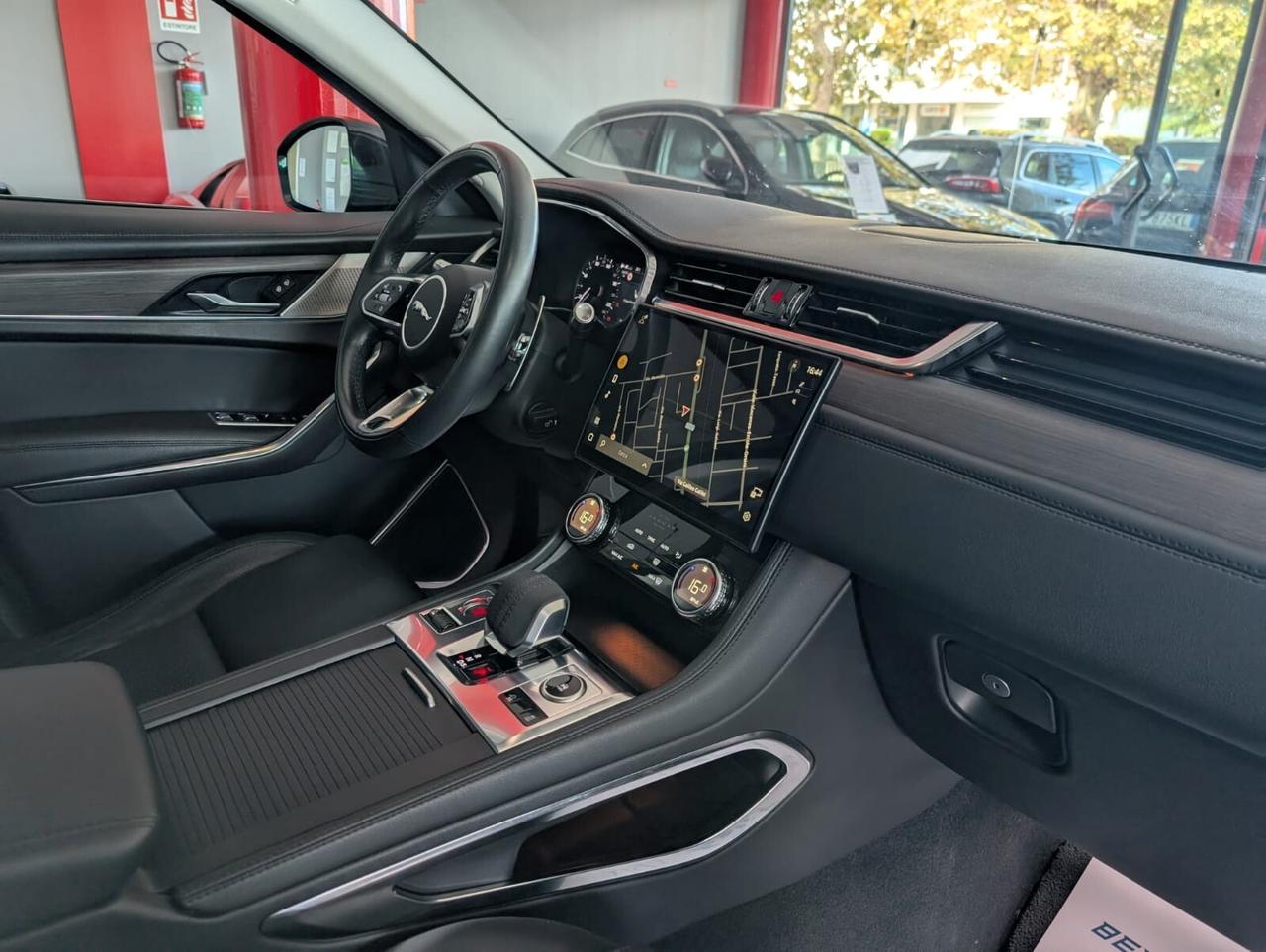 Jaguar F-Pace 2.0 D 163 CV AWD aut. SE