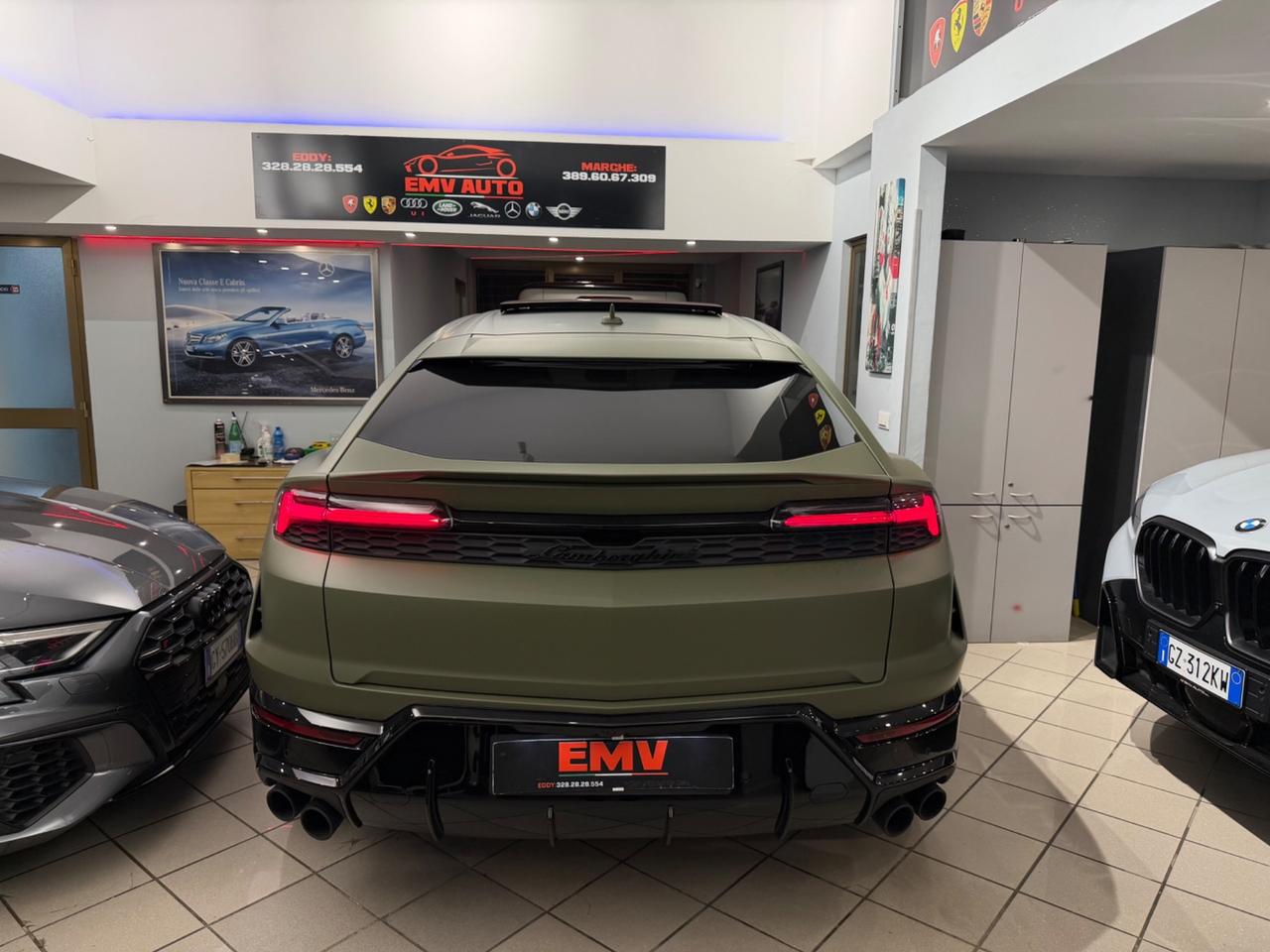 Urus 4.0 SE ive esposti a pronta consegna 820cv
