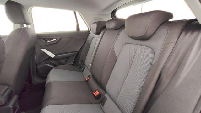 AUDI Q2 1.6 TDI S line Edition