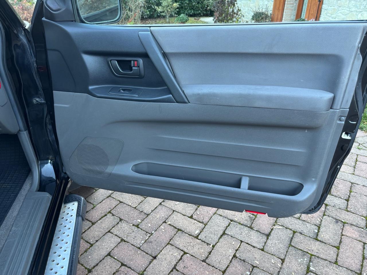 Mitsubishi Pajero 2.5 TDI 3p. GLX