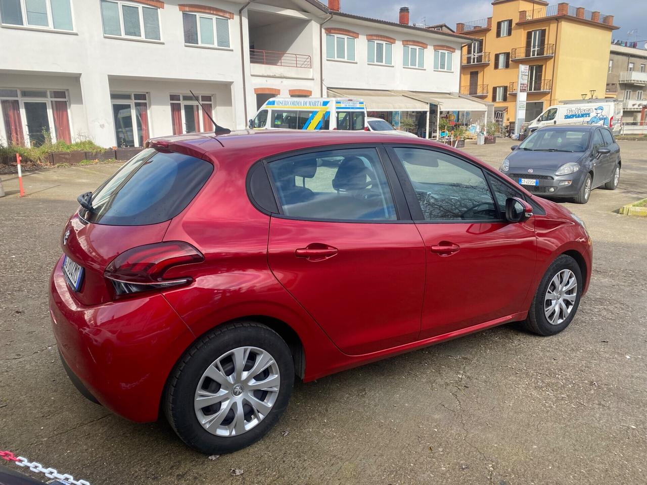 Peugeot 208 PureTech 82 Stop&Start OK NEOPATENTATI