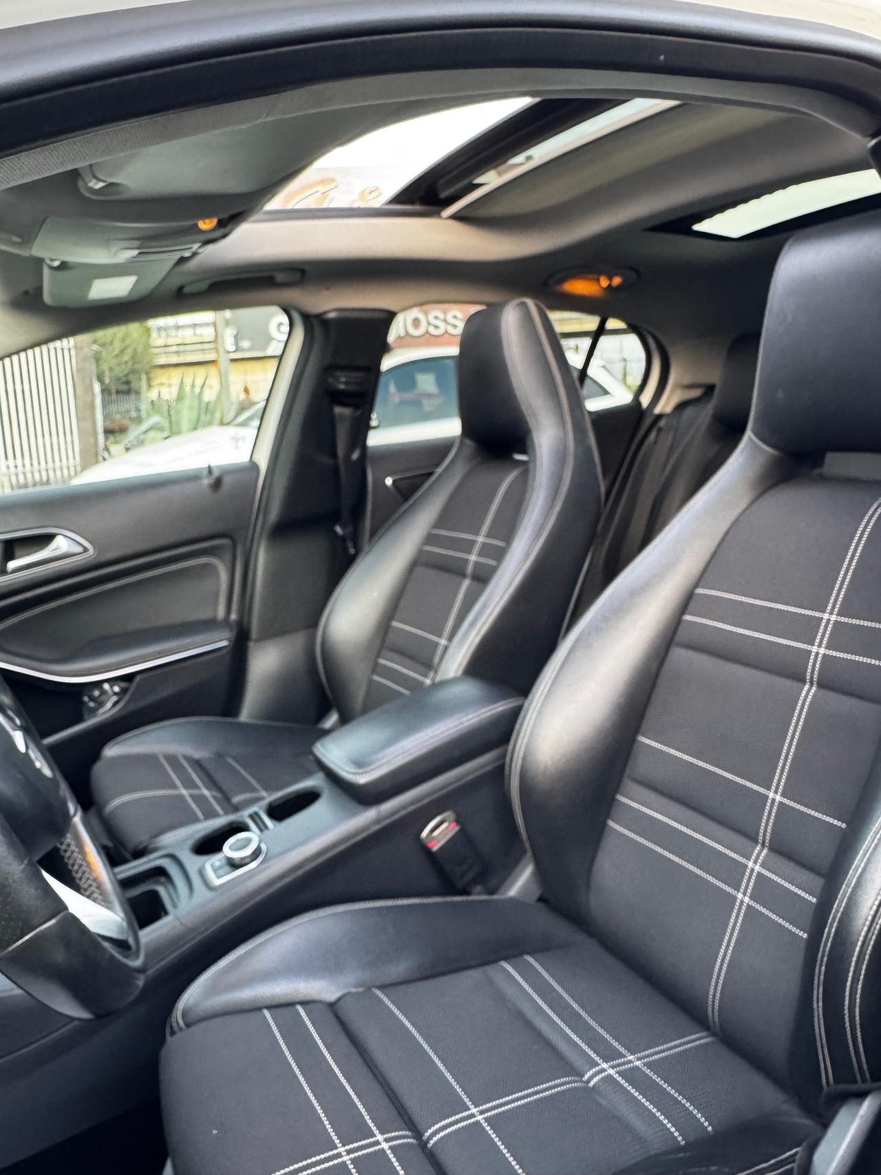 Mercedes-benz GLA 200 d Automatic Premium