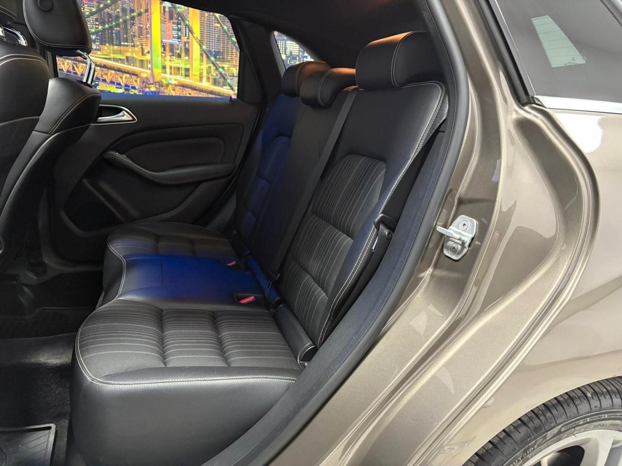 Mercedes-benz B 200 CDI BlueEFFICIENCY Premium