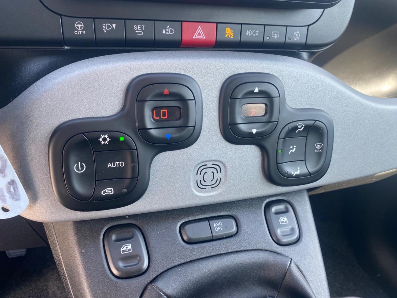 Fiat Panda 1.0 FireFly S&S Hybrid Garmin Edition