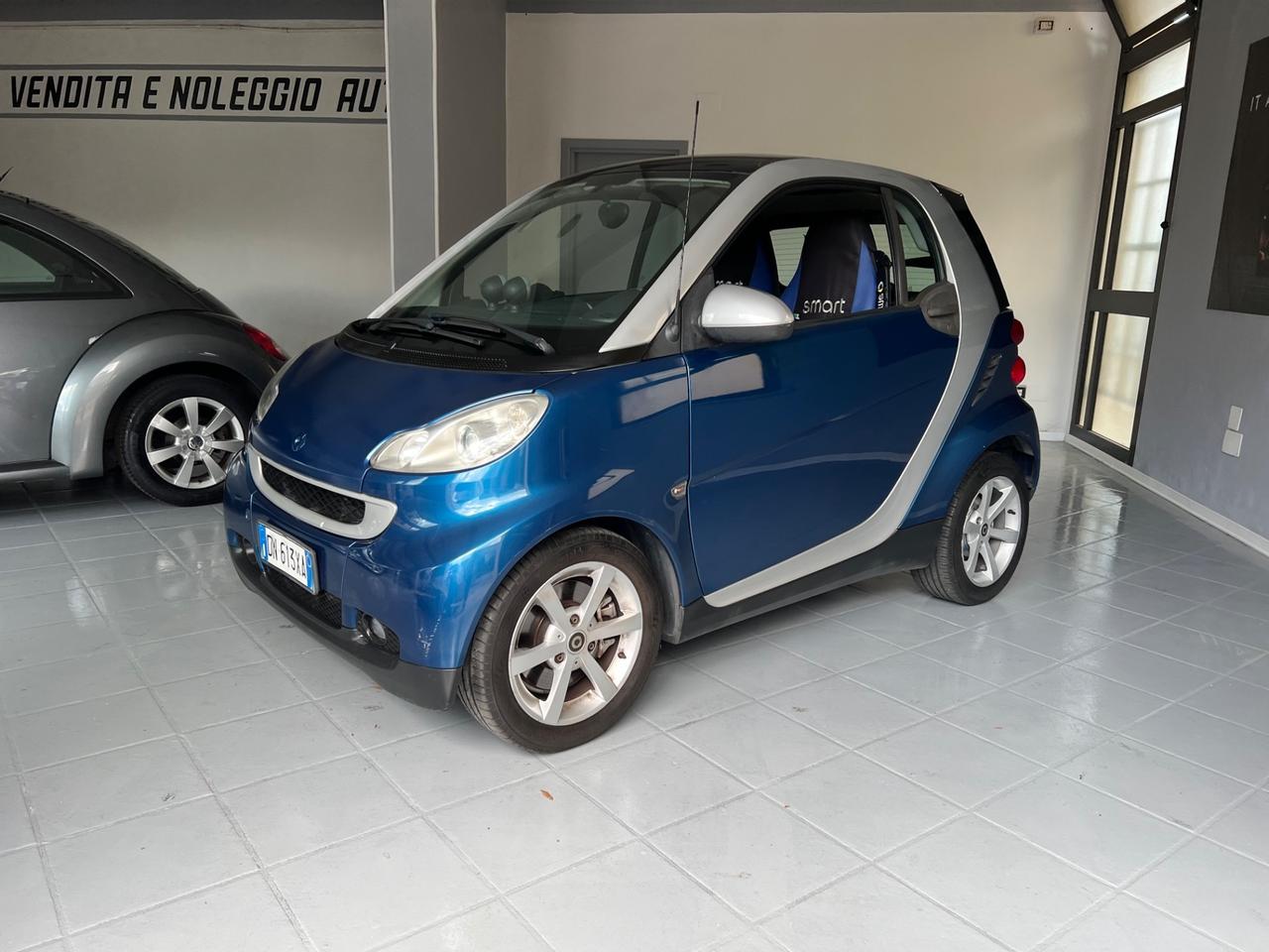 Smart ForTwo 1000 62 kW coupé passion