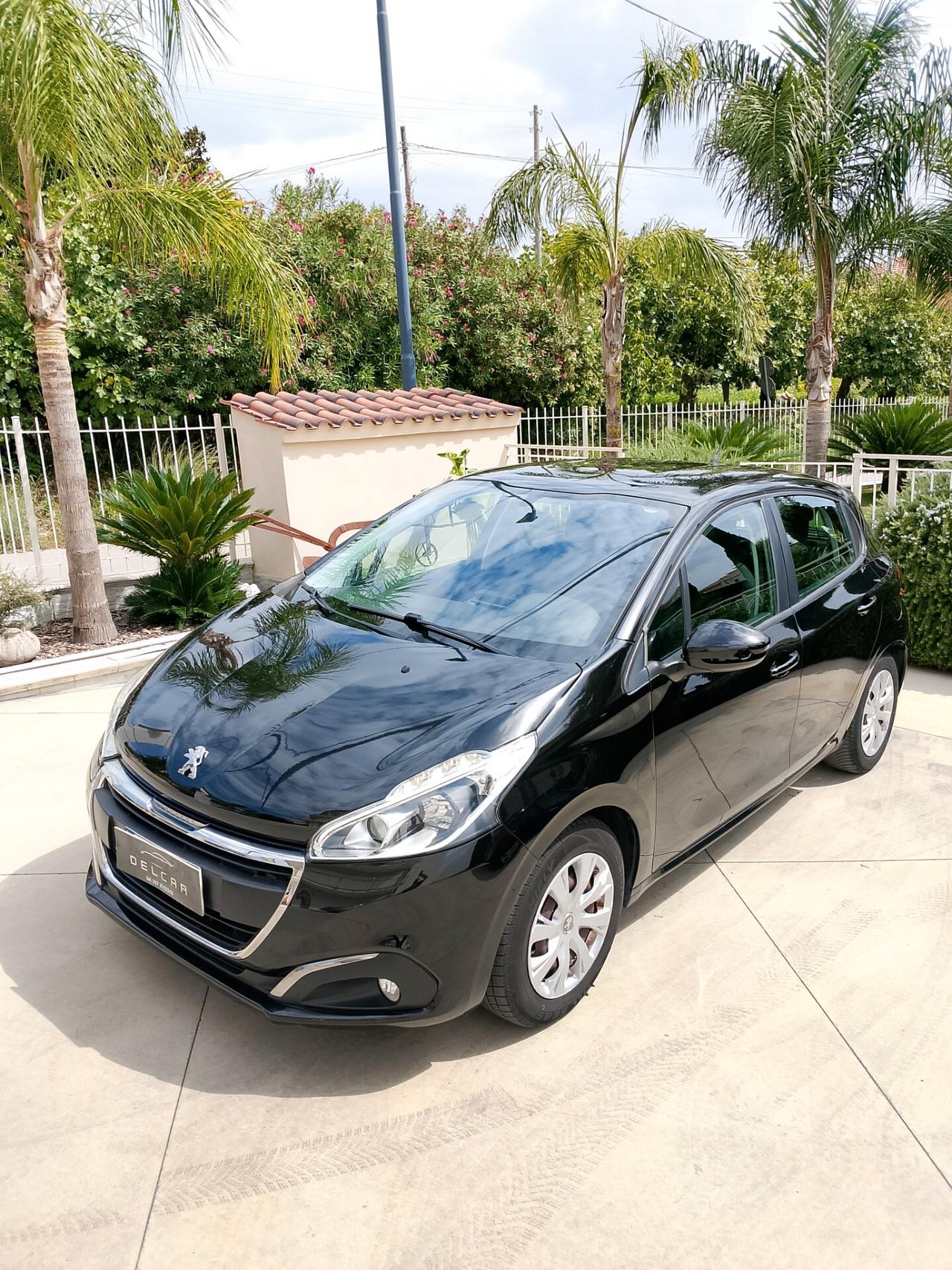 Peugeot 208 BlueHDi 75 5 porte Allure