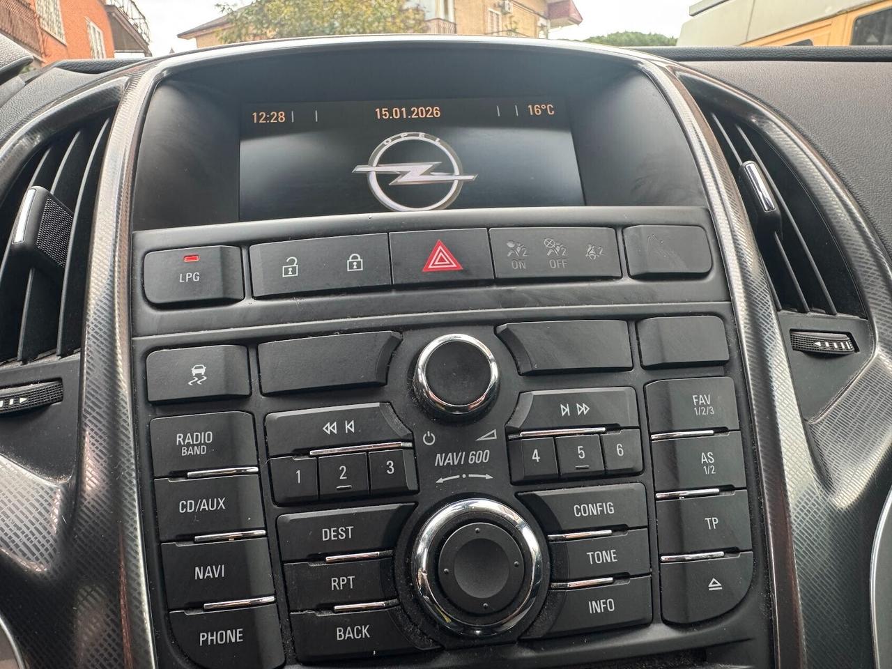 Opel Astra 1.4 140CV GPL unico proprietario