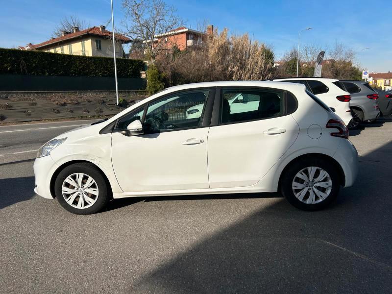 Peugeot 208 5 Porte 208 5p 1.4 hdi 8v Active