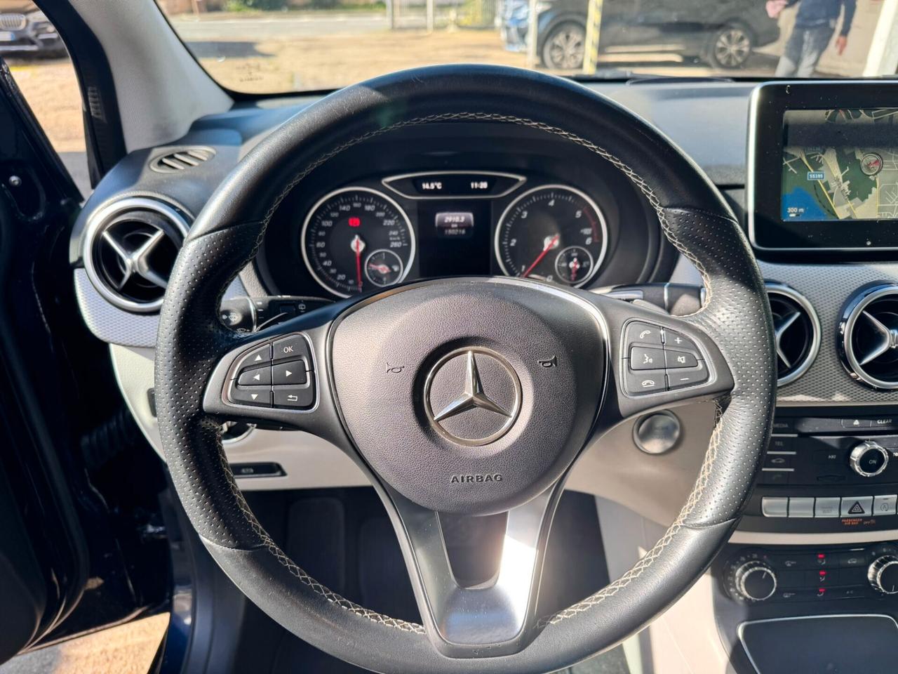 Mercedes-benz B 180 d Automatic Premium