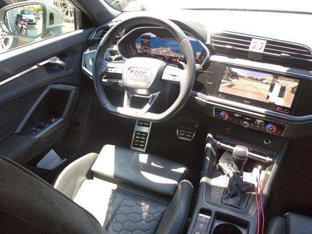 AUDI RS Q3 SPB quattro S tronic 2.5 quattro s-tronic