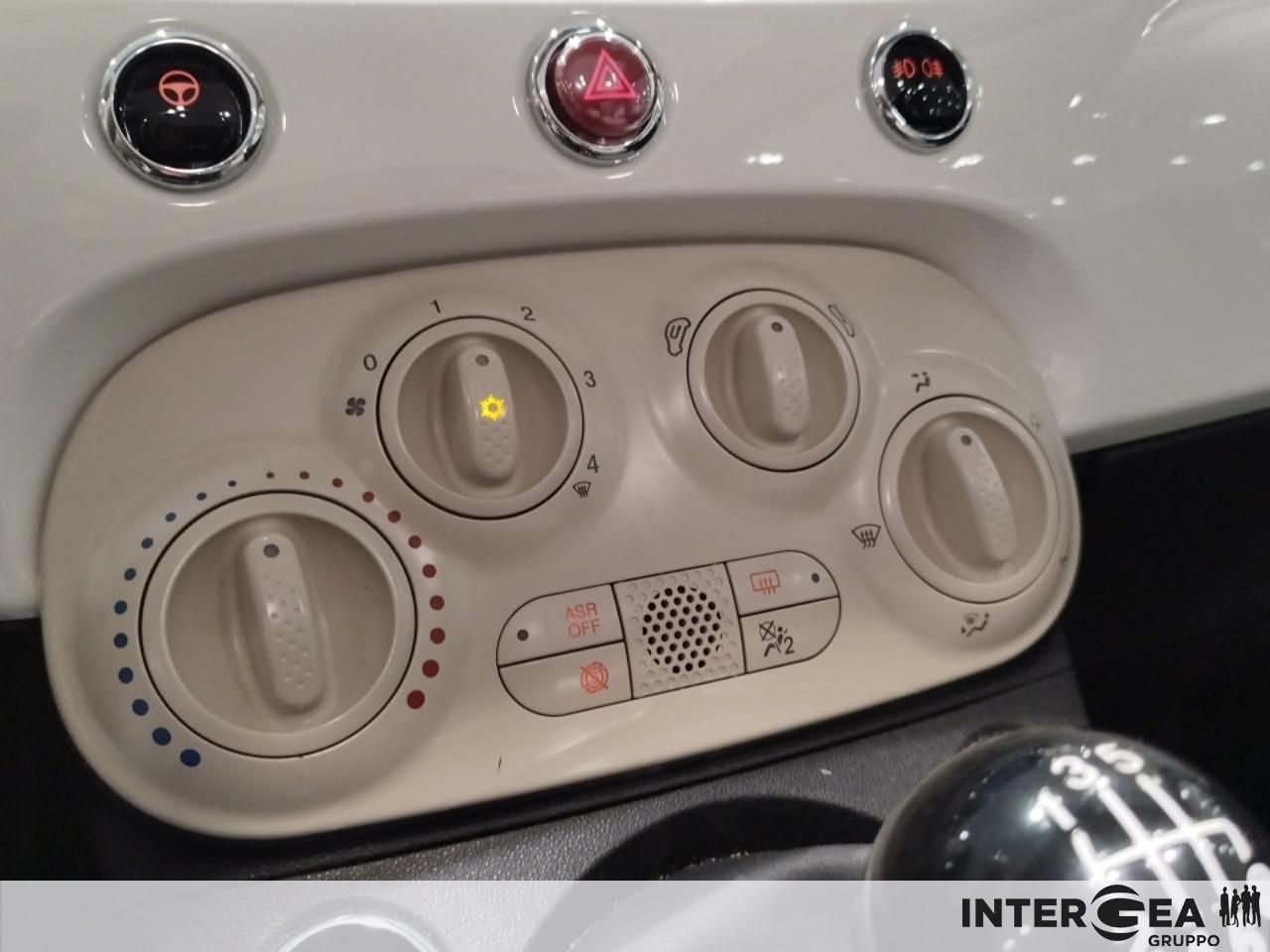 FIAT 500C 1.0 hybrid Lounge 70cv