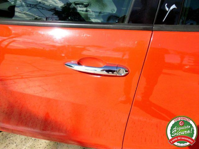 LANCIA Ypsilon 1.2 69 CV 5 porte Gold