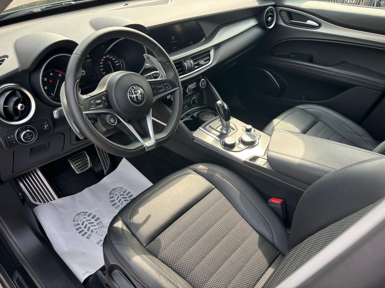 Alfa Romeo Stelvio 2.2 Turbodiesel 210 CV AT8 Q4 Super