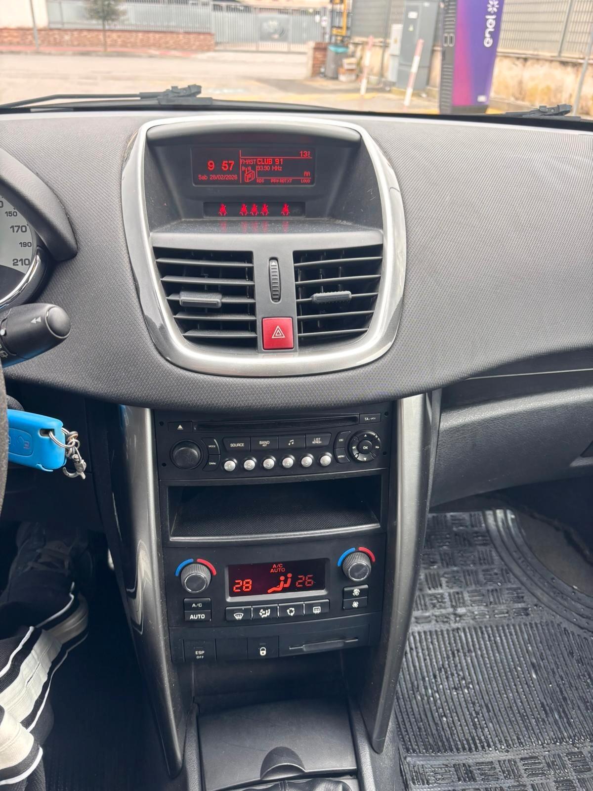 Peugeot 207 1.4 HDi 70CV 5p. Allure