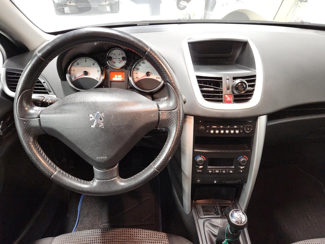 Peugeot 207 1.6 HDi 90CV 5p. XS