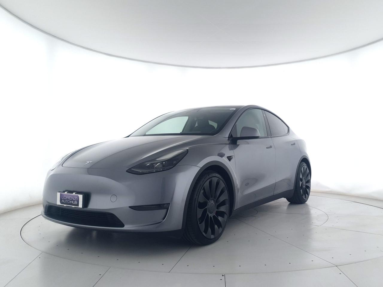 TESLA Model Y Performance Dual Motor awd PILOTA AUTOMATICO+CAMERA+ACC