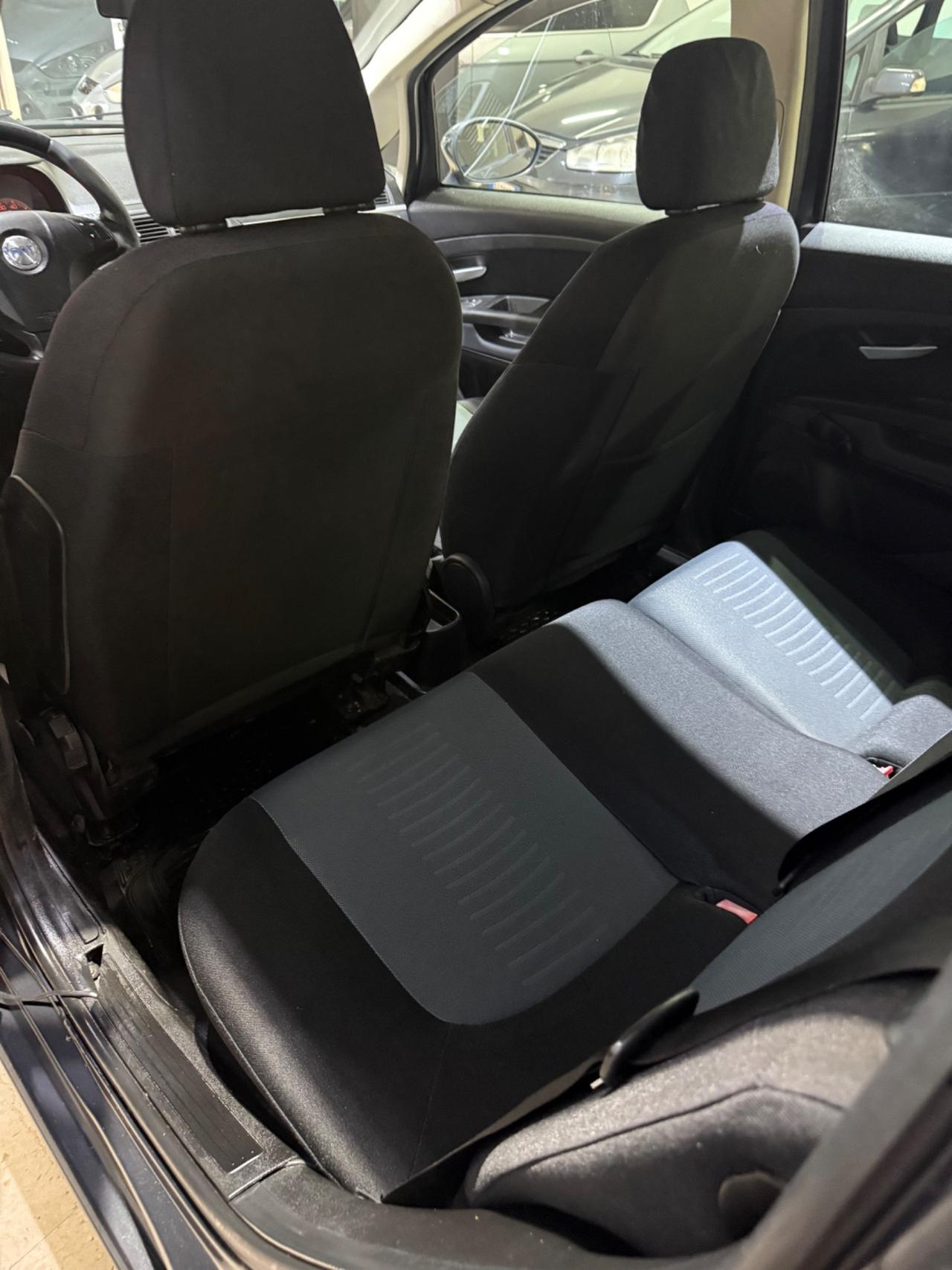 Fiat Grande Punto Grande Punto 1.3 MJT 75 CV 5 porte Dynamic