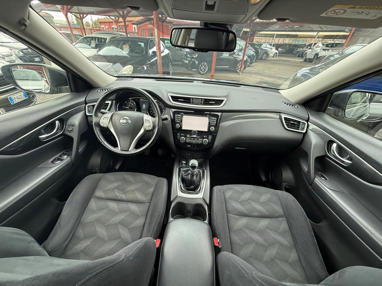 X-Trail 1.6 dCi 2WD Tekna-80 mila km -7 posti-rate