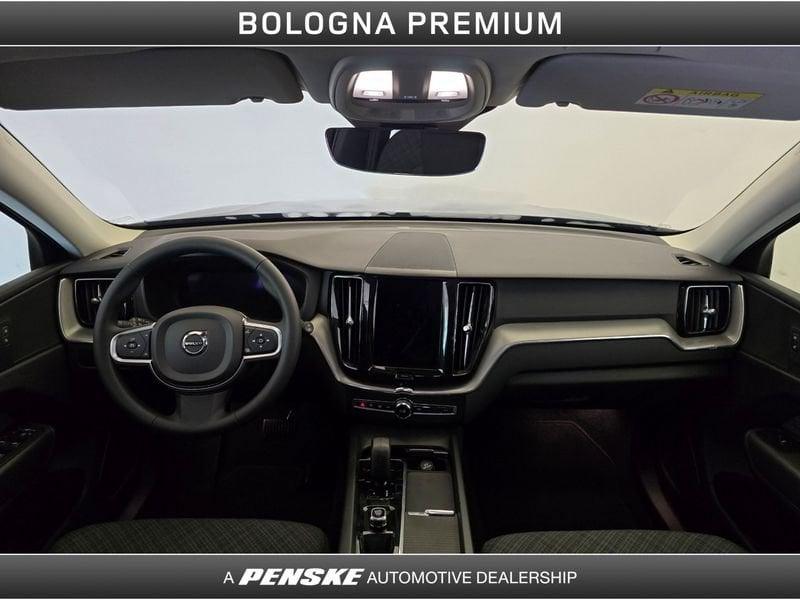 Volvo XC60 B5 (d) AWD automatico Core