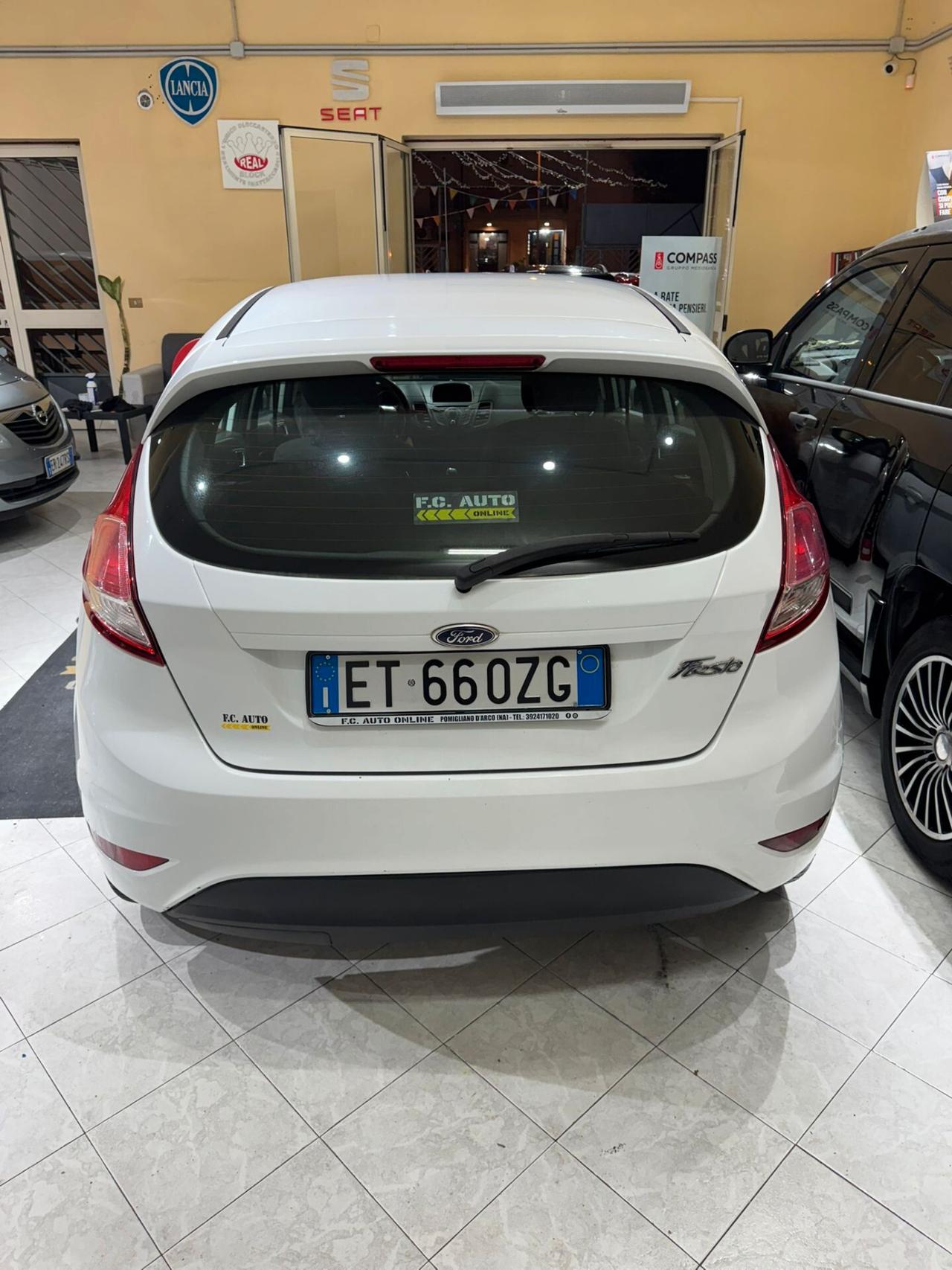 Ford Fiesta 1.5 TDCi 75CV 5 porte Titanium