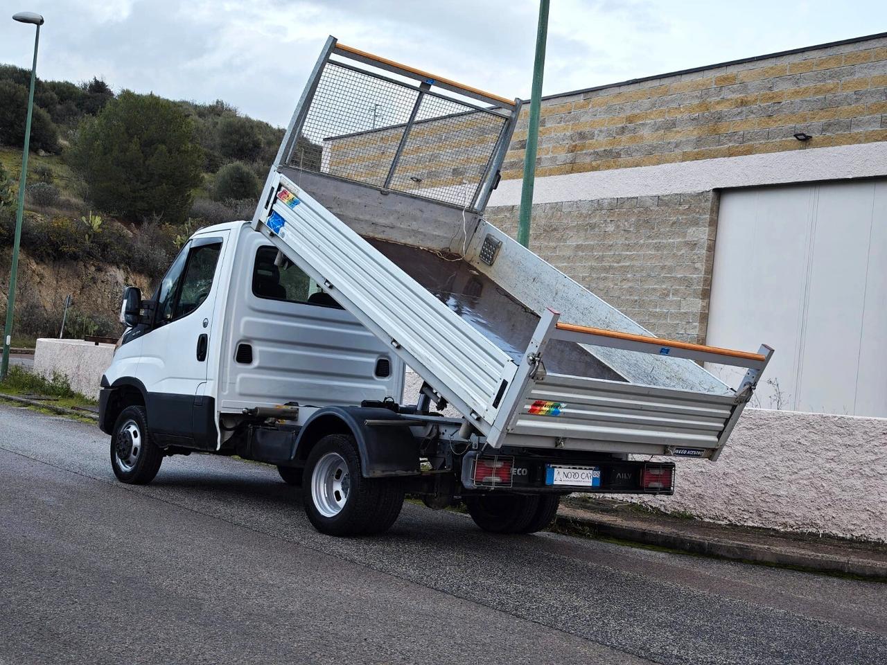 IVECO DAILY 35C12