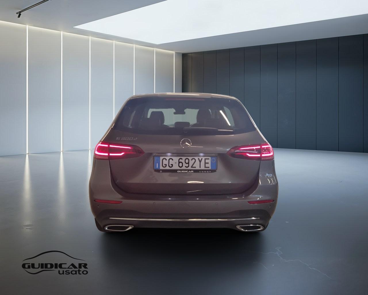 Mercedes-Benz Classe B - W247 2018 - B 200 d Sport Plus auto
