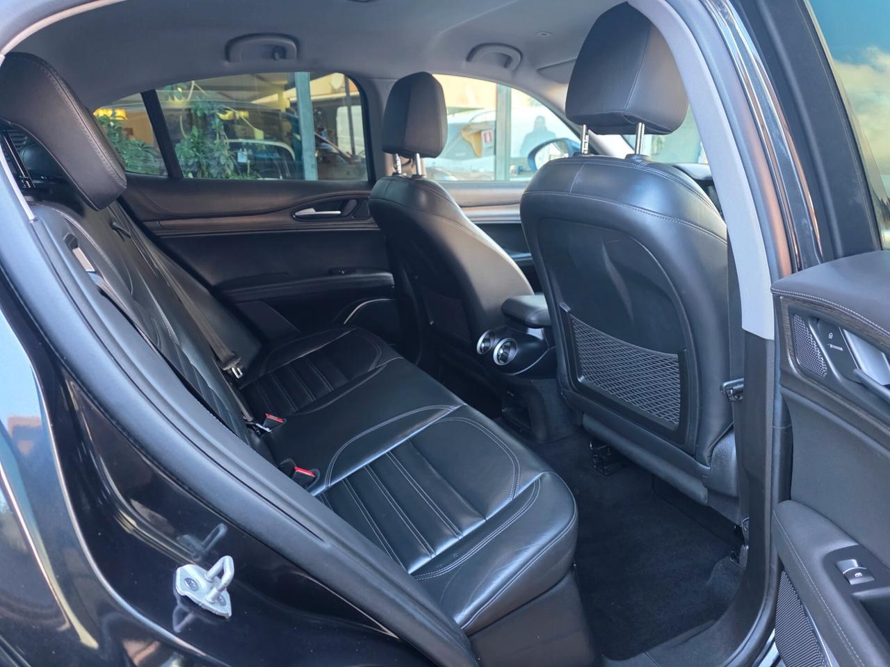 Alfa Romeo Stelvio 2.2 Turbodiesel 210 CV AT8 Q4 Veloce Tì