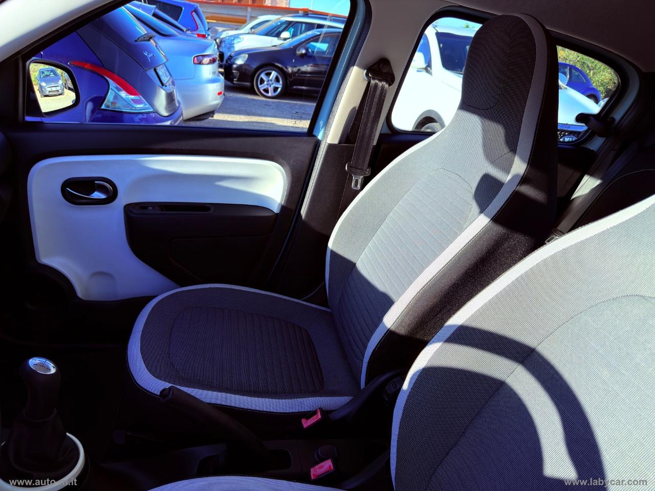 RENAULT Twingo SCe Lovely