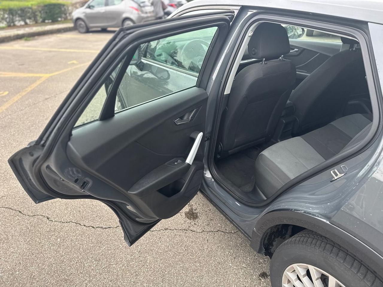 Audi Q2 Business 1.6 30 TDI #7416