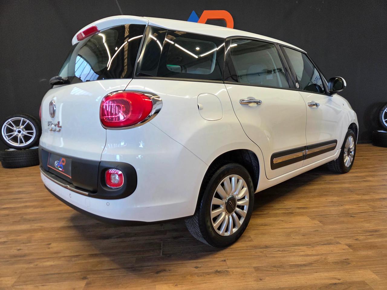 Fiat 500 L Living 500L Living 0.9 t.air t. natural power Lounge 80cv E6