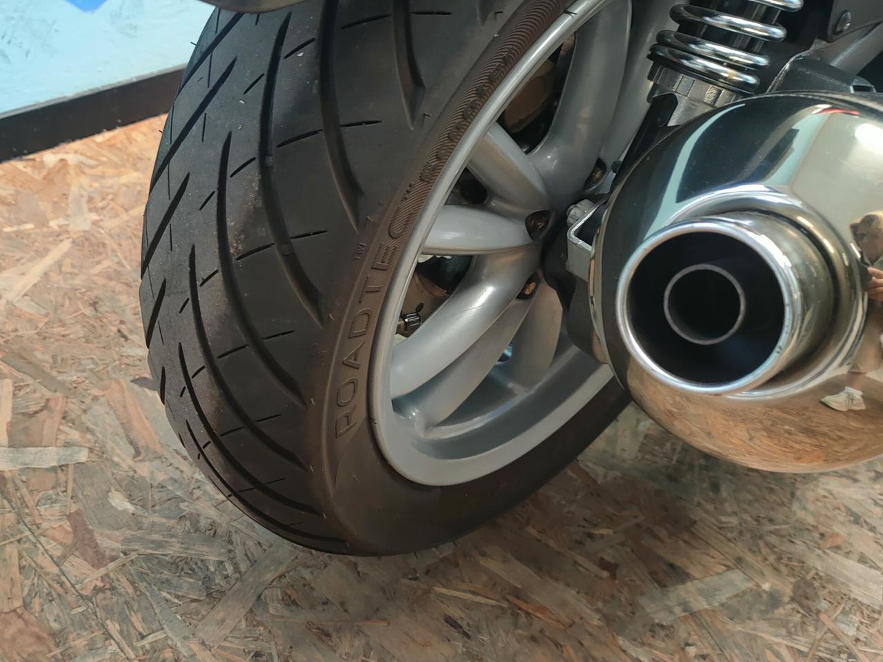 Piaggio Beverly 500: grintoso e con grande personalità