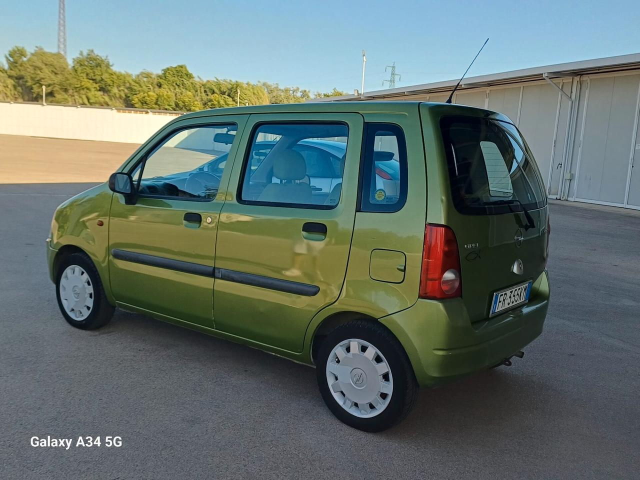Opel Agila 1.0 12V