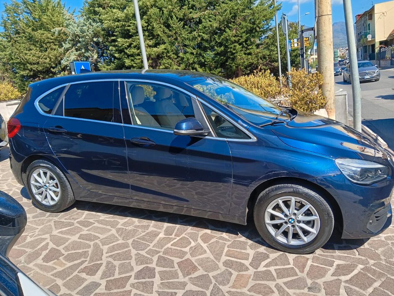 Bmw 2er Active Tourer 216d Active Tourer Luxury automatico