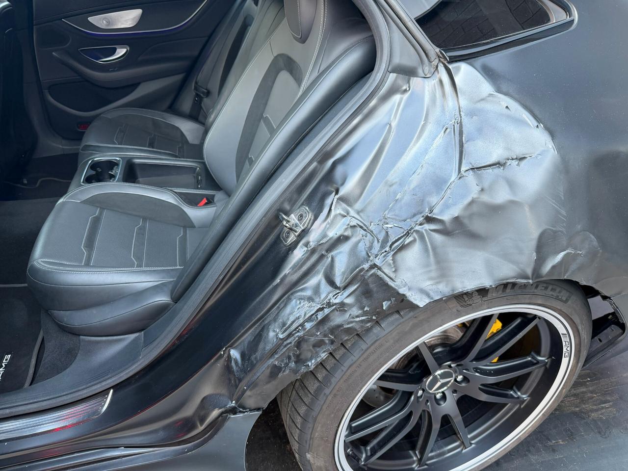 Mercedes GT Coupé 4 63 4Matic+ AMG S ! INCIDENTATA !