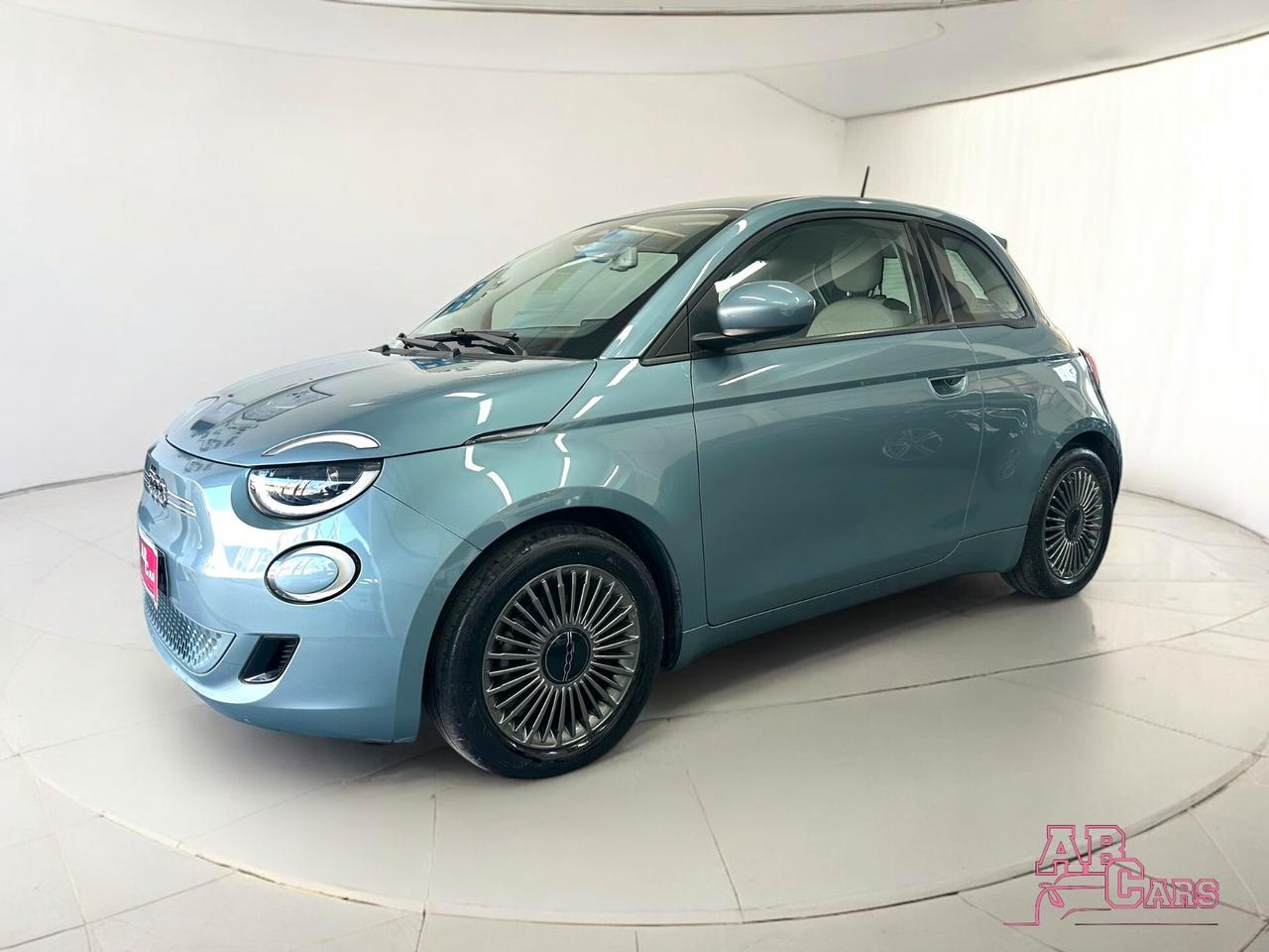 Fiat 500 500e Berlina 42 kWh Icon