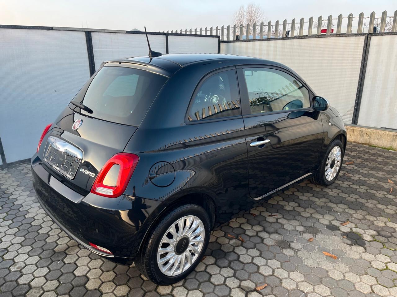 Fiat 500 1.0 Hybrid Dolcevita