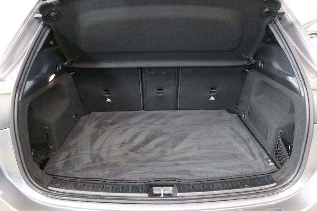 MERCEDES-BENZ GLA 200 d Automatic Sport Plus