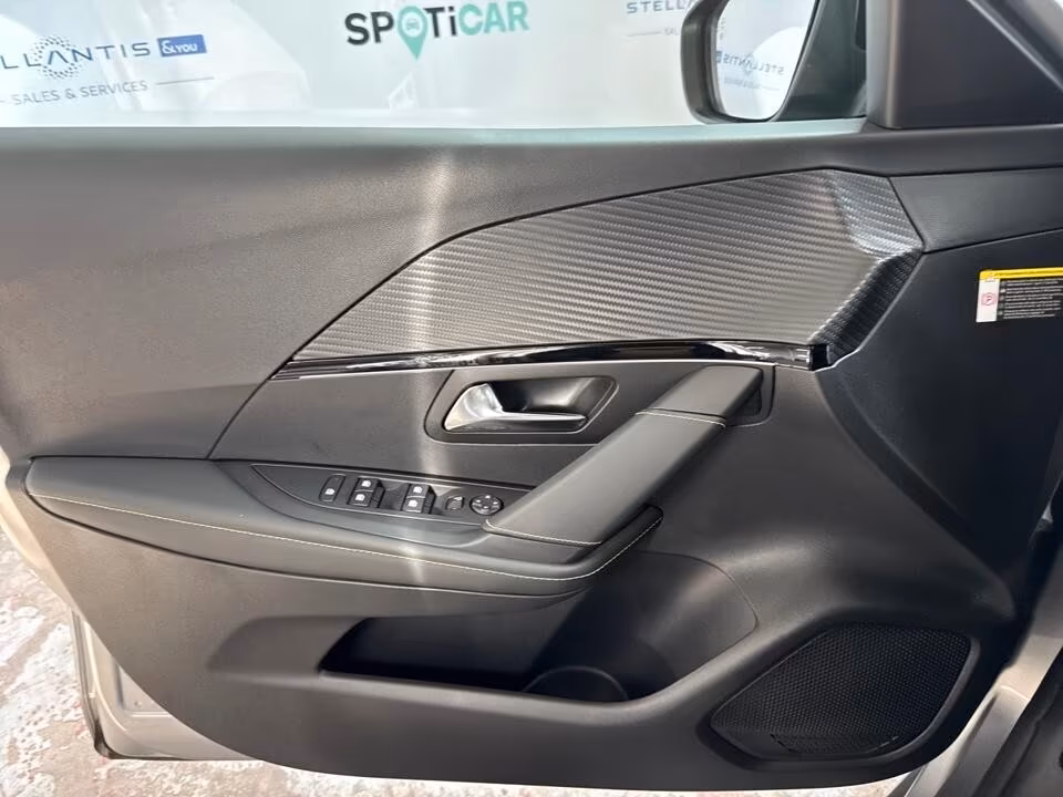 Peugeot 208 PureTech 130 Stop&Start EAT8 5 porte GT