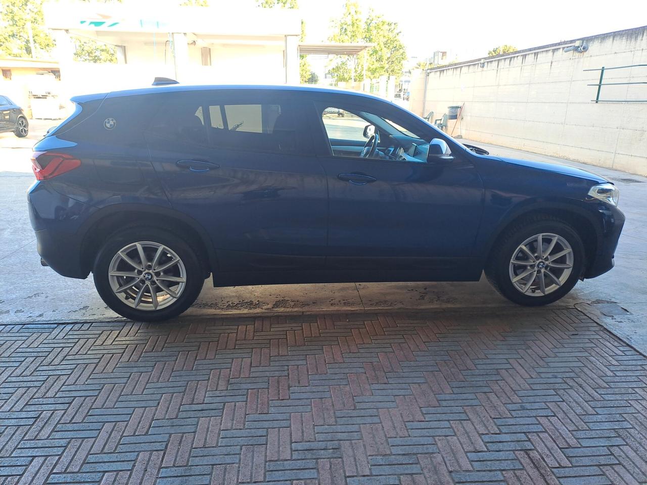 Bmw X2 sDrive18d Business-X
