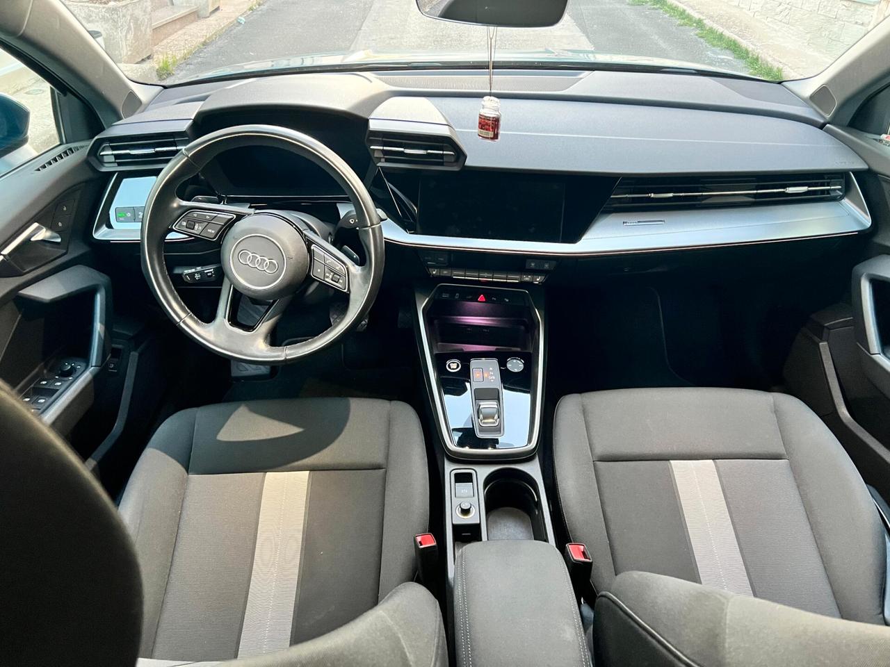 Audi A3 SPB 40 TFSI e S tronic Business Advanced