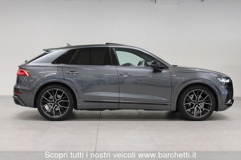 Audi Q8 50 3.0 tdi mhev quattro tiptronic