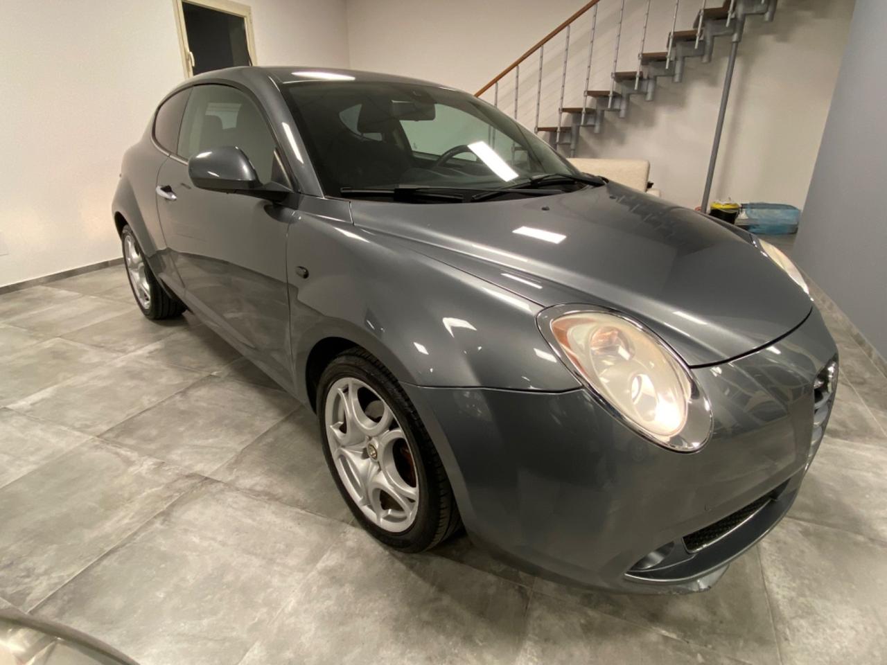 Alfa Romeo MiTo 1.3 JTDm 16V 90 CV Distinctive Sport Pack