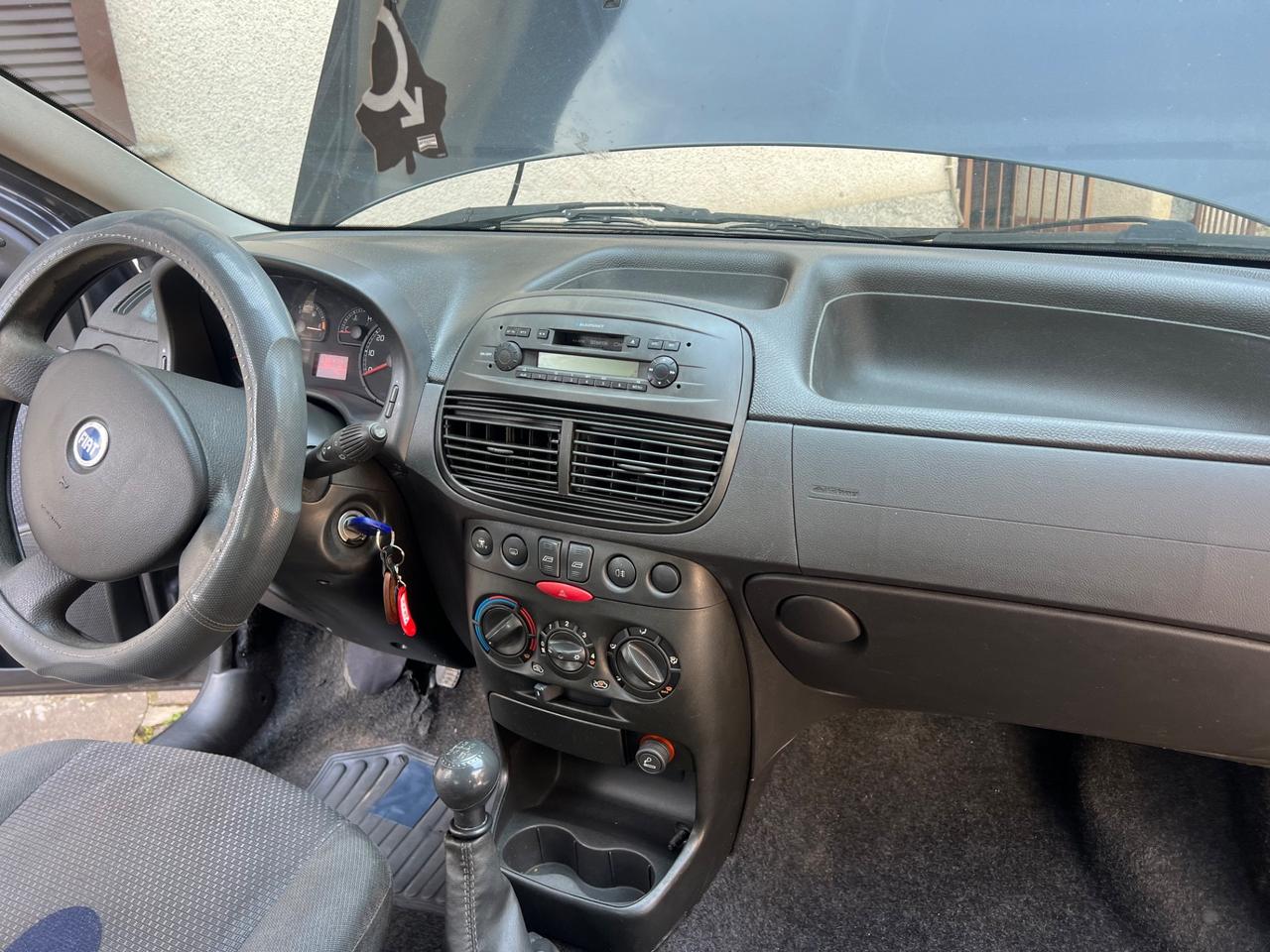 Fiat Punto 1.2i cat 5 porte ELX