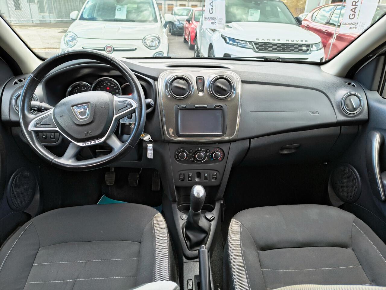 DACIA SANDERO STEPWAY GPL UNICOPROPRIETARIO 2017